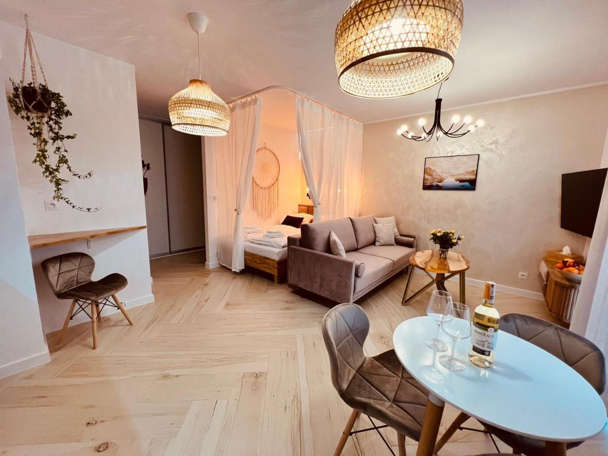 Sunset Apartment *